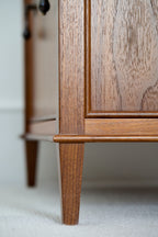 Bed side table